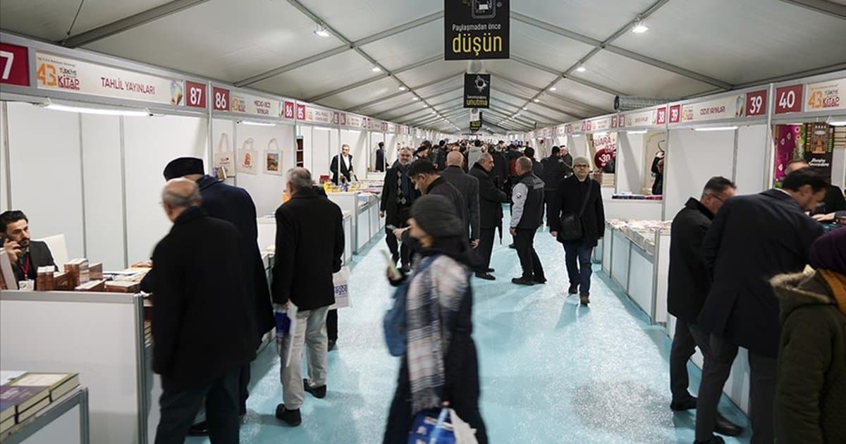 İstanbul'da 43. Türkiye Kitap ve Kültür Fuarı açıldı
