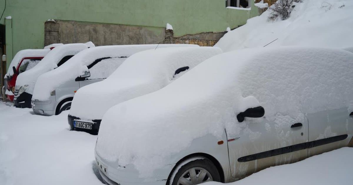 Bayburt'ta Mart Ayı Karla Gelen Sessizlik