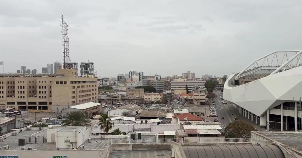 Tel Aviv'de panik: Füzeler isabet etti, sirenler çalıyor