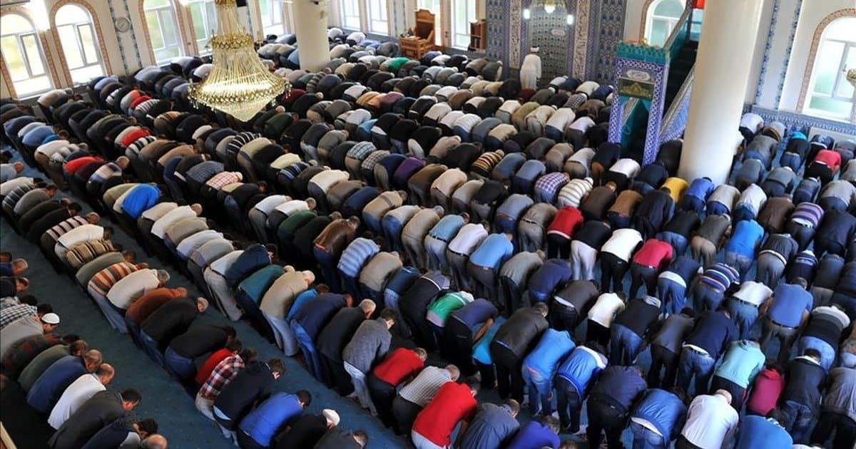 Bayram Namazı Nasıl Kılınır, Kaç Rekat?