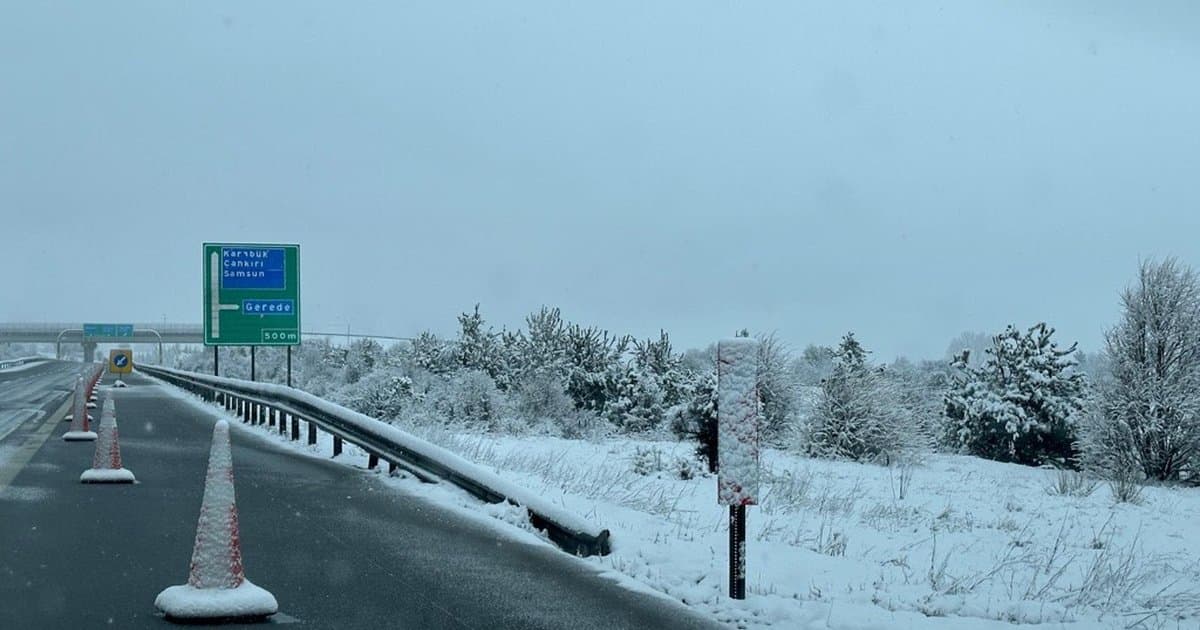 Bolu'da bayram sabahı kar sürprizi