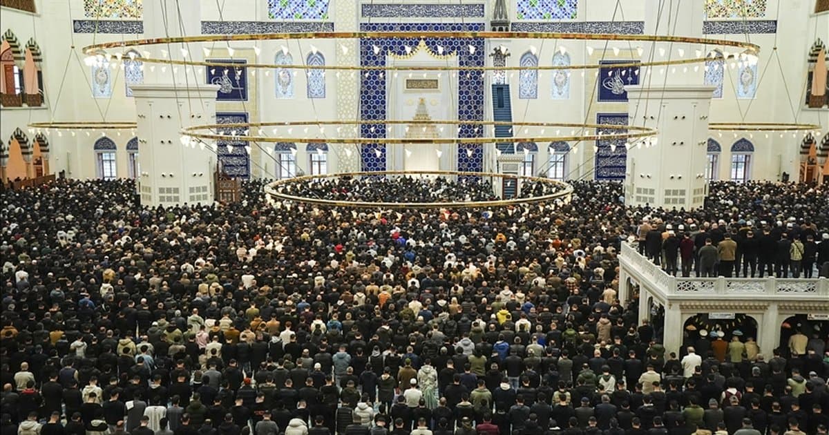 Ramazan Bayramı kutlamaları ülke geneli devam ediyor