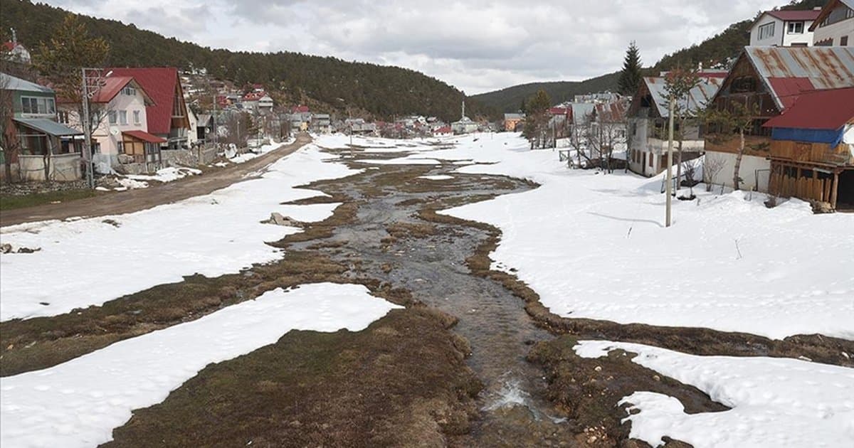 Sivas'taki Eğriçimen Yaylası baharla canlandı