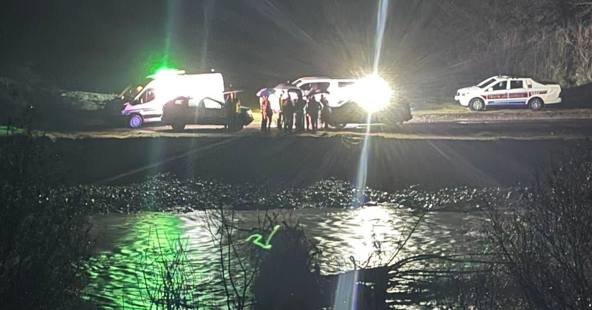 Imam Balık Tutarken Çaya Düştü, Hayatını Kaybetti