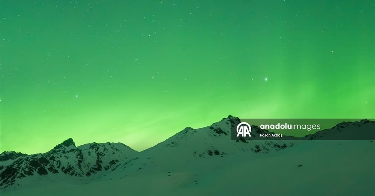 Alaska'da Kuzey Işıkları görsel şölen sundu