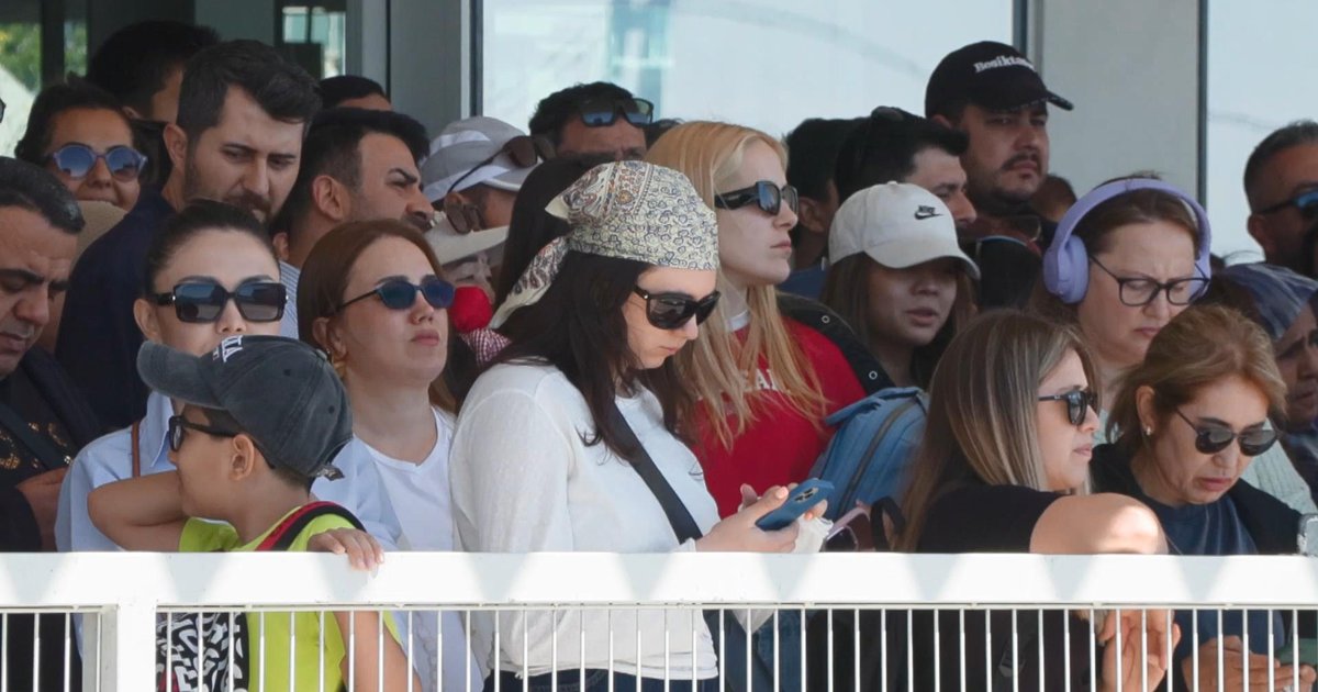 Bayramın son günü Adalar'a yoğun ilgi