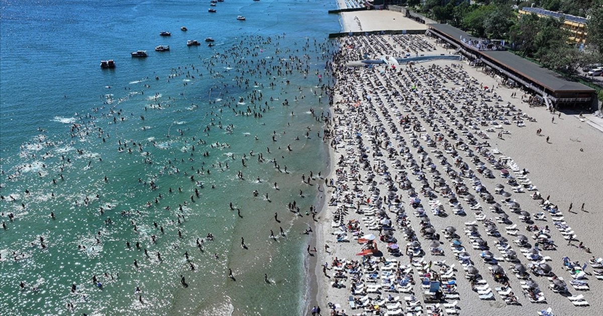 İstanbul'da denize girilebilecek 95 nokta belirlendi