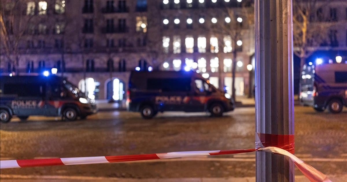 Fransa'da polis memuru hakkında kasten adam öldürme davası