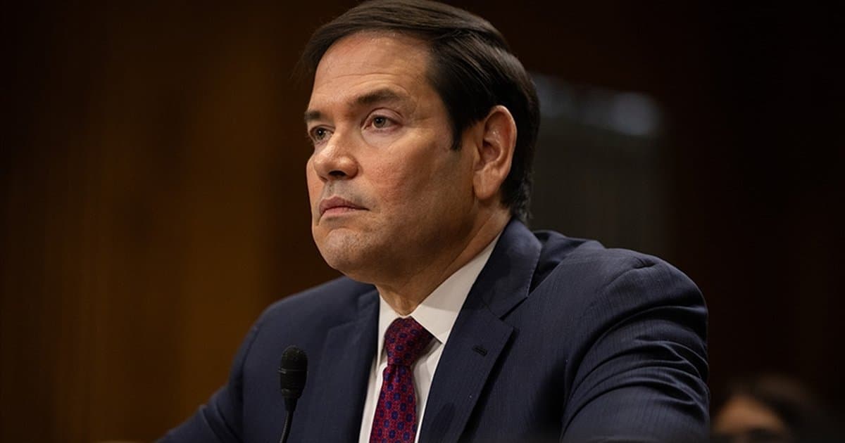 ABD İran'a haksız gözaltılar nedeniyle yaptırım kararı açıkladı