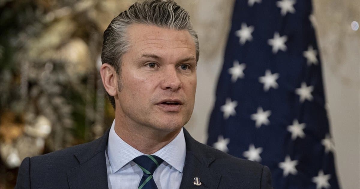 ABD Savunma Bakanı Hegseth: İran, nükleer şantajlarına kalkan olarak güçlü füzeler geliştiriyordu