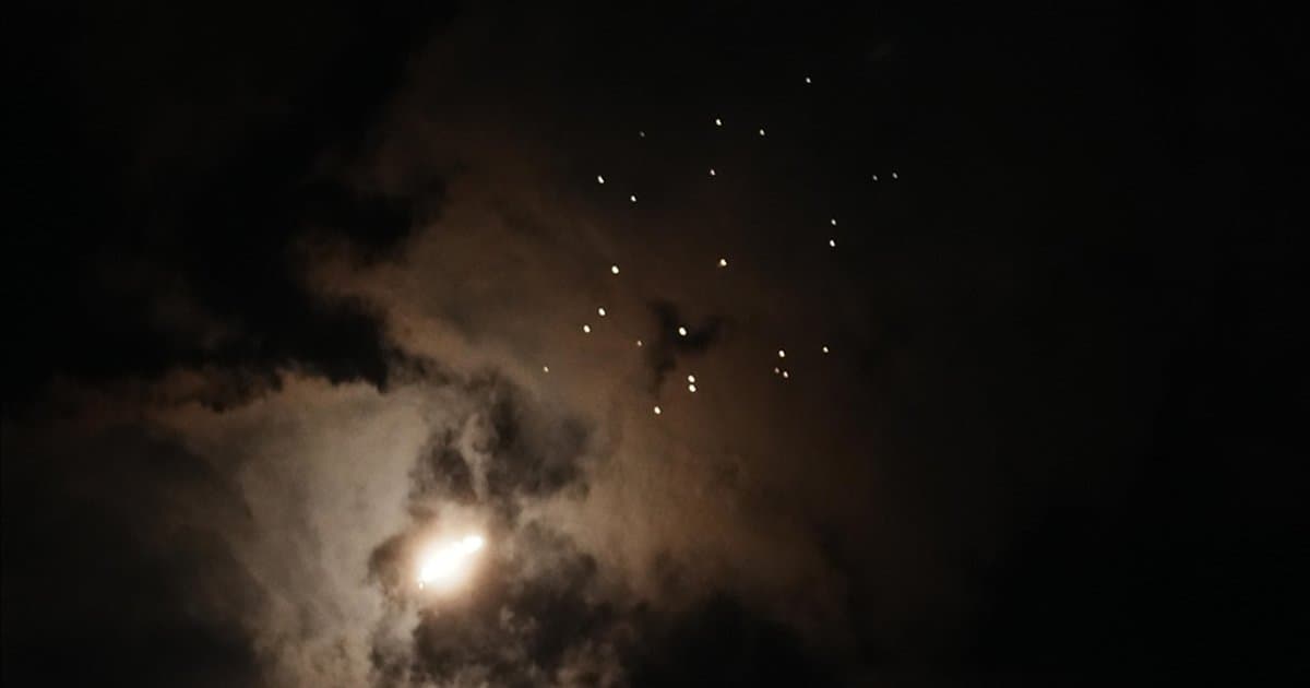 İran'dan Arap ülkelerine füze ve İHA saldırısı