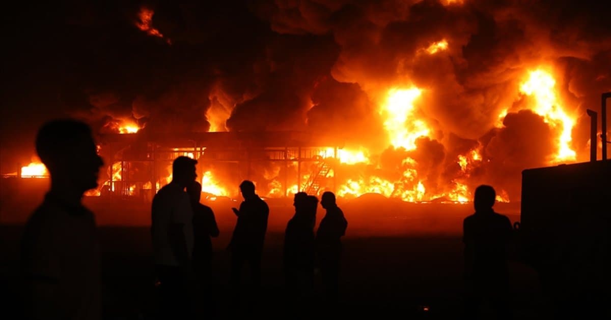 İsrail ve ABD'ye İran'ın enerji tesisi yanıtı