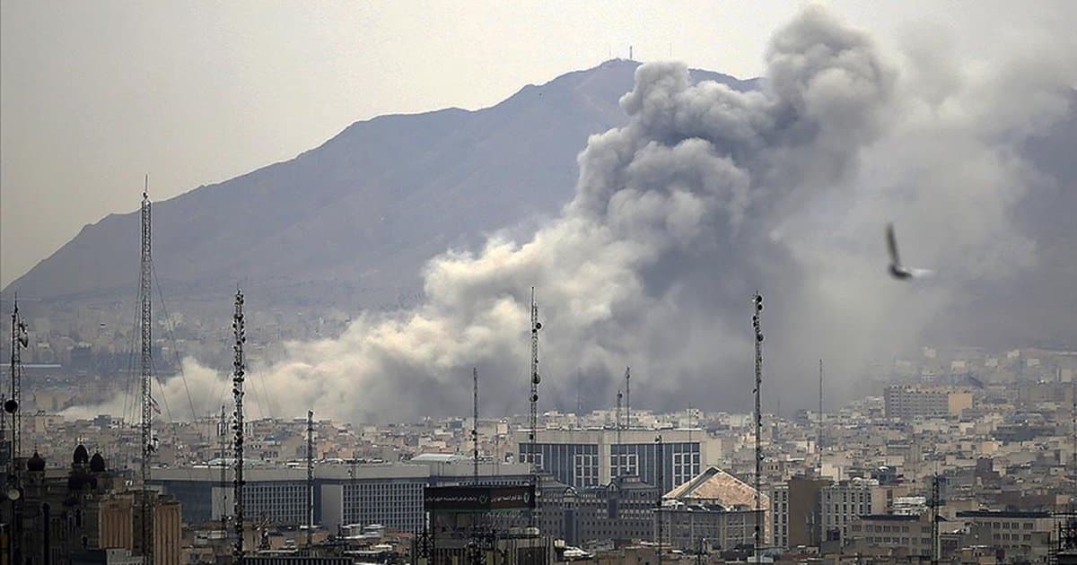 İsrail ordusu İran'ı vurdu: Füze rampaları hedef alındı