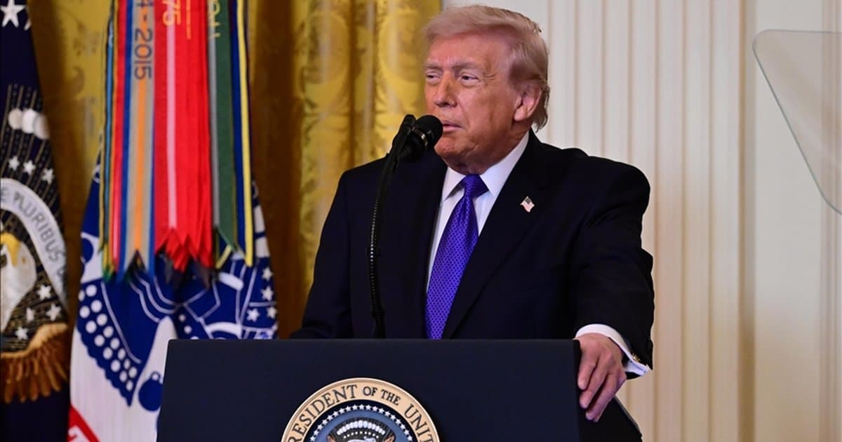 Trump'tan NATO'ya eleştiri