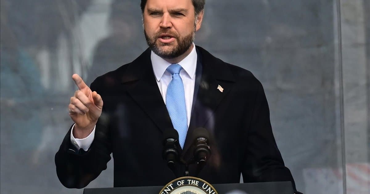 ABD Başkan Yardımcısı Vance, İran'a saldırıda bulundu