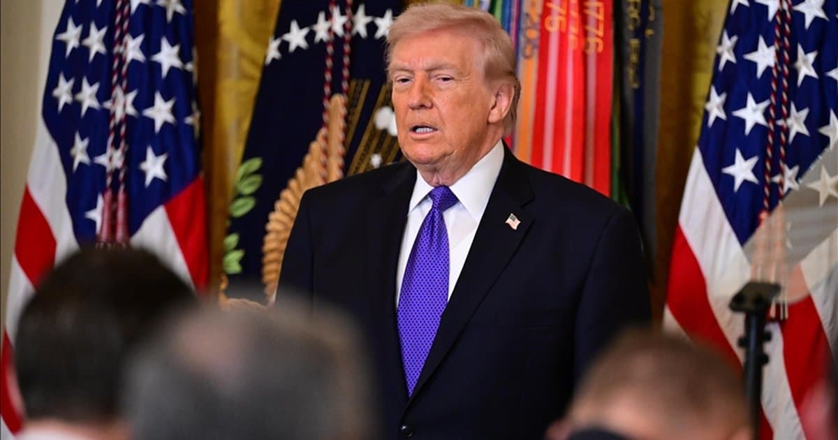 Trump: ABD ordusu İran'da geriye kalanları yok etmeye başlamadı