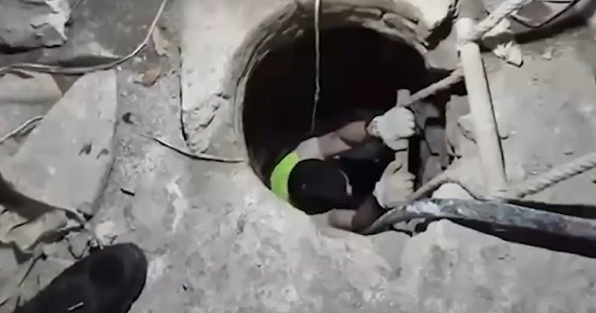 İstanbul'da define avı: Evin içini 5,5 metre kazmışlar