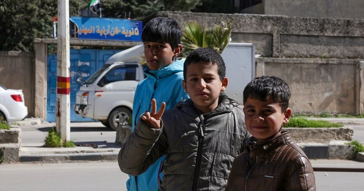 İsrail-İran gerilimi Suriye'de eğitimleri vurdu