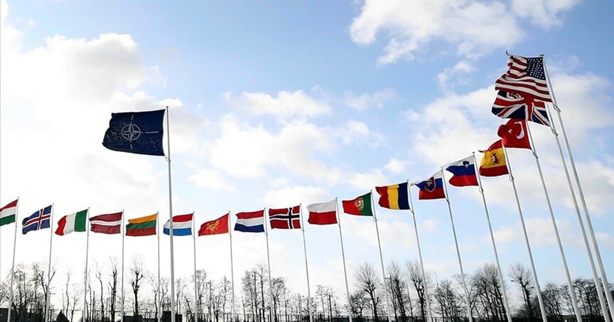 Eski NATO yetkilileri: ABD İttifak'tan ayrılmayacak