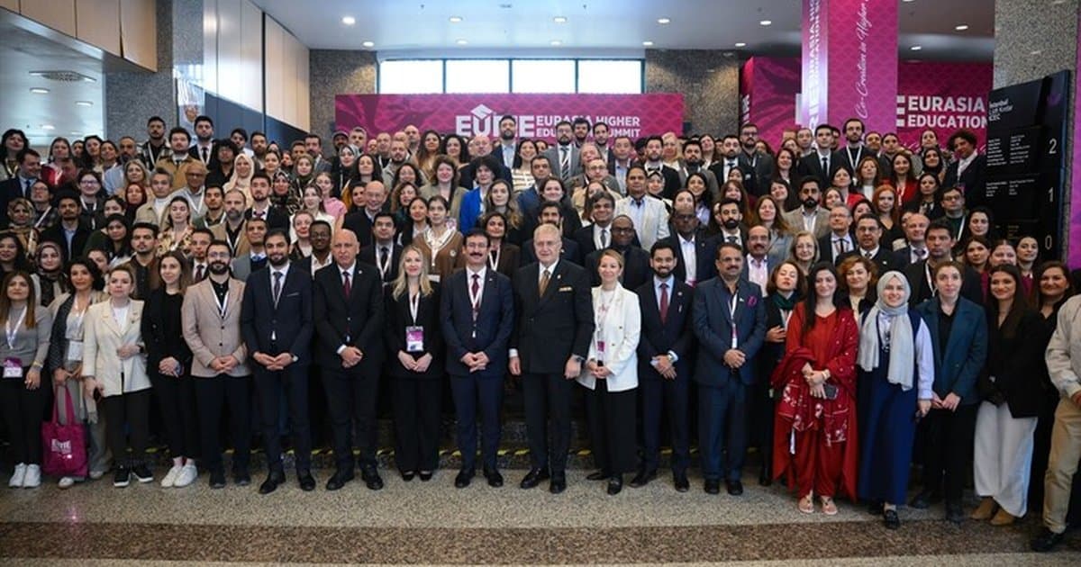 İstanbul'da Yükseköğretim Zirvesi: UNESCO Kürsü Başkanları Konuştu