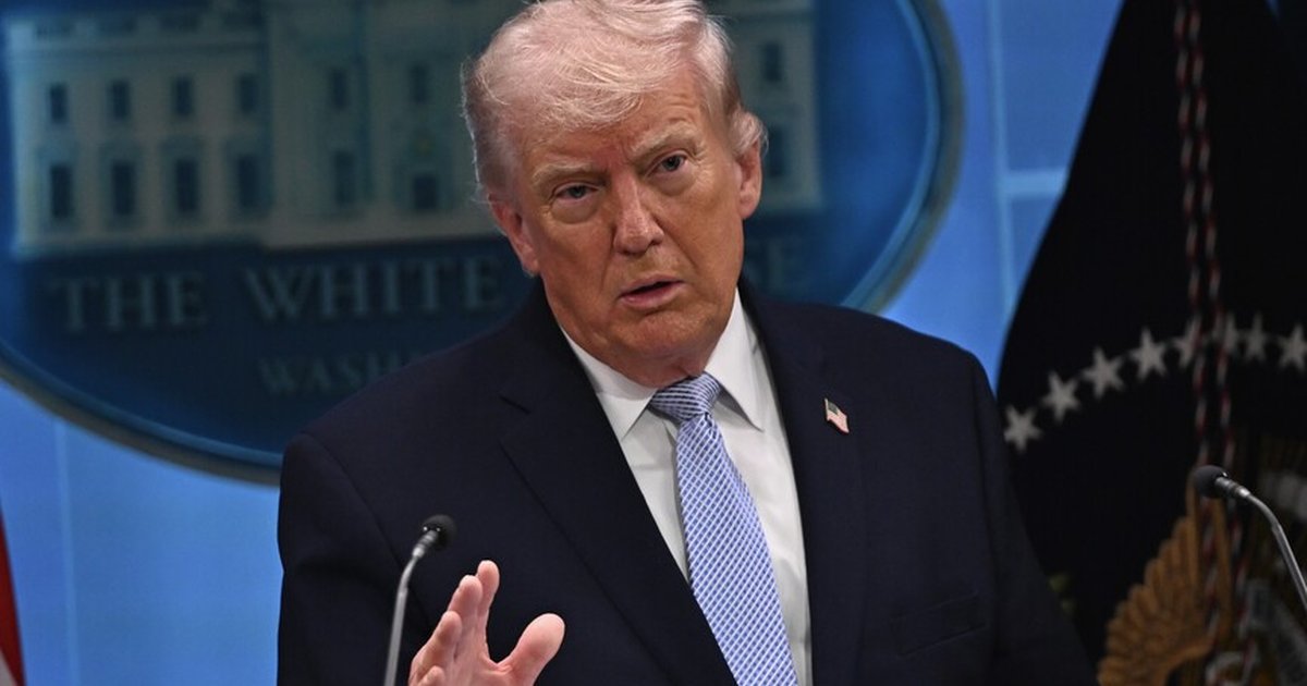 Trump'tan AB menşeli araçlara tarife artırımı