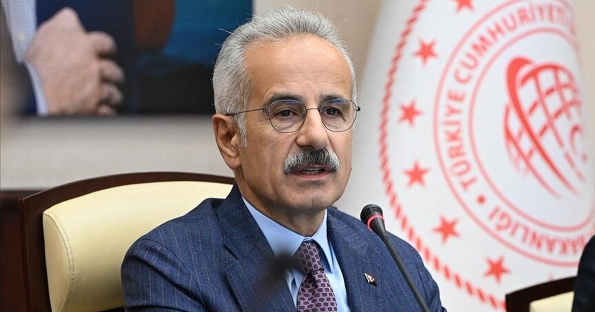 Uraloğlu: Hürmüz Boğazı'ndaki gemiler emniyetle çıkış yaptı