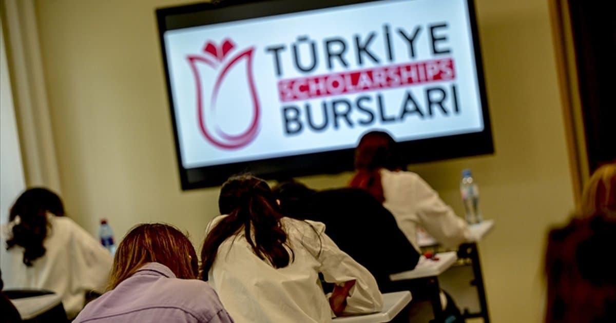 Türkiye Bursları'na rekor sayıda başvuru
