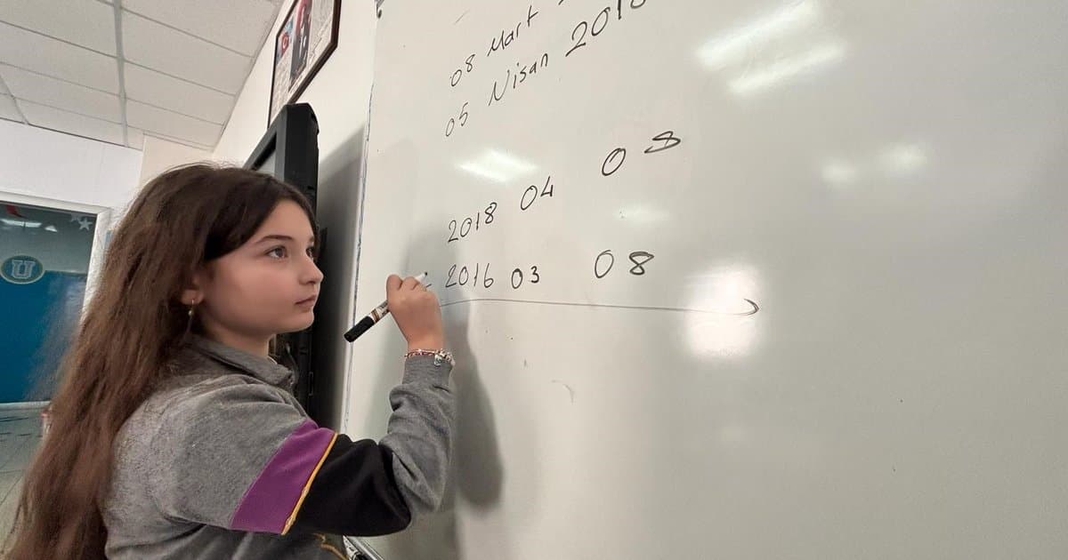 10 yaşındaki Lina Saka dünya birincisi oldu