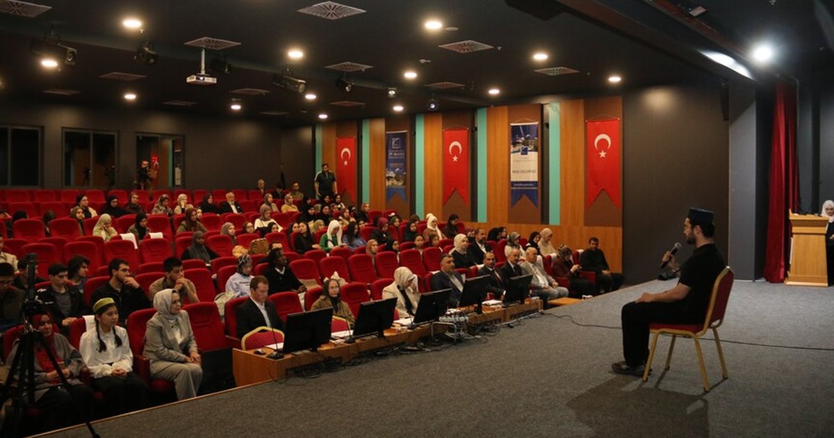 İstanbul 29 Mayıs Üniversitesi'nde naat okuma yarışması finali