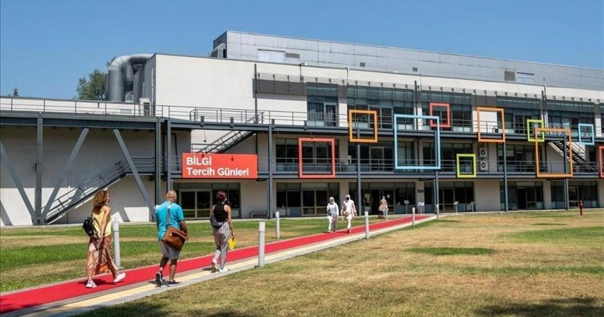Bilgi Üniversitesi'nin faaliyet izni kaldırıldı