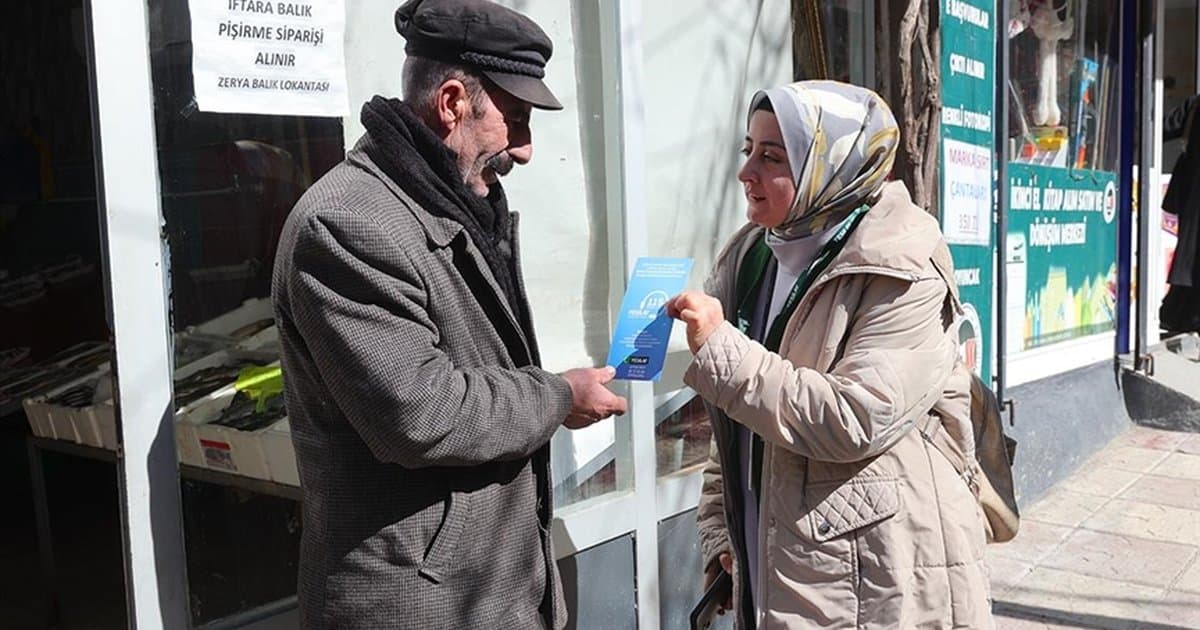 Hakkari'de 3 bin kişi bağımlılığa karşı bilgilendirildi