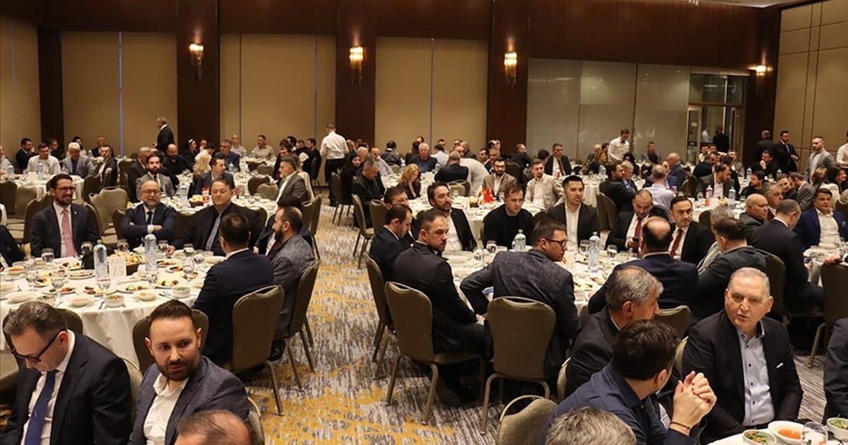 Makedonya-Türkiye Ticaret Odası Üsküp'te İftar Programı Düzenledi