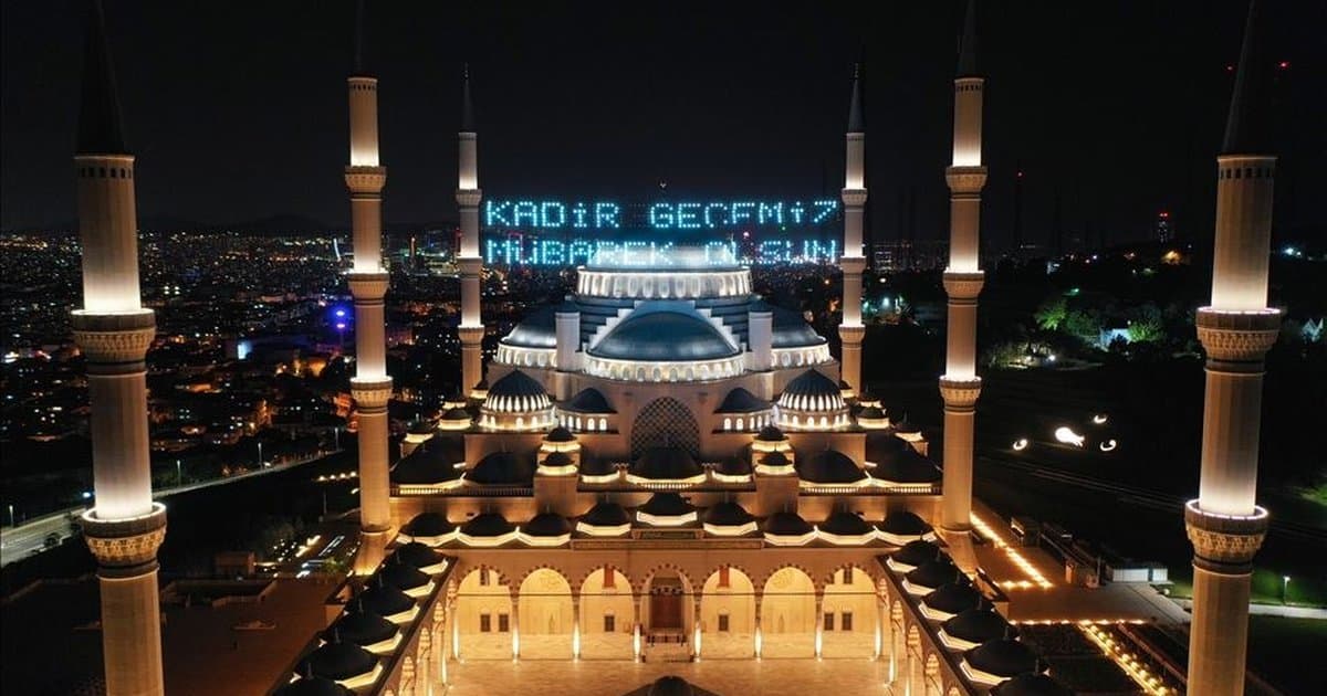 Kadir Gecesi 2026: Ne Zaman ve Nasıl İdrak Edilecek?