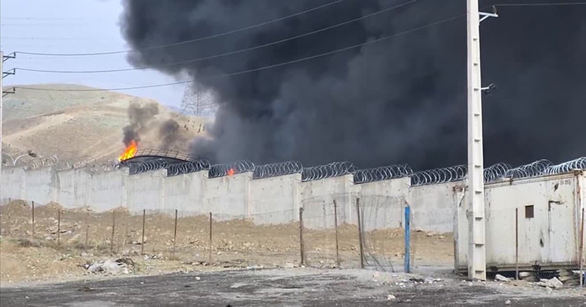 İran'ın petrol tesisleri ABD-İsrail saldırısında hedef alındı