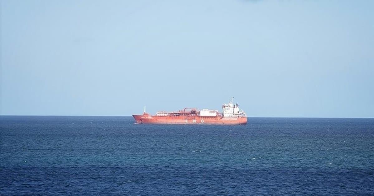 İran, Hürmüz Boğazı'nda gemilere geçiş ücreti planlıyor