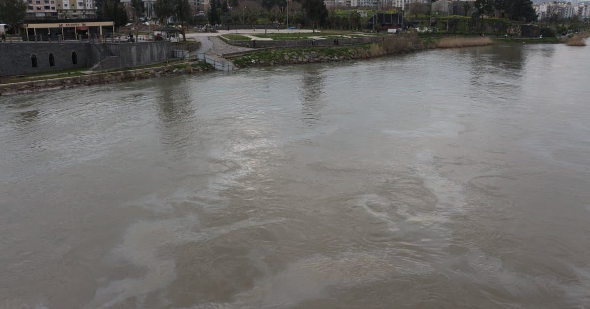 Cizre'de petrol boru hattında sızıntı, Dicle Nehri'ne petrol karıştı