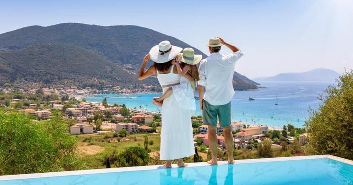 Hazine'den turizme 120 milyarlık kredi desteği