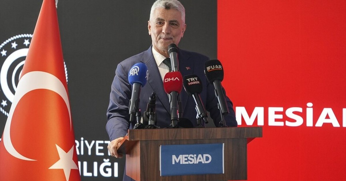 Ticaret Bakanı Bolat'tan tekstil ve giyim açıklaması