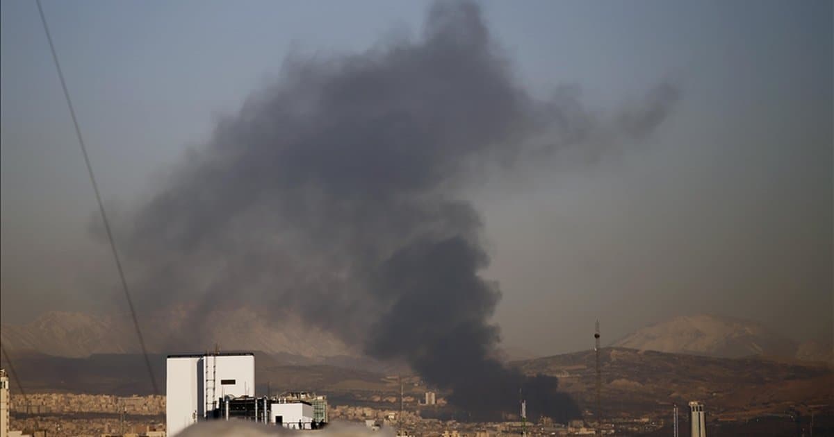 Tahran'da hava savunma sistemleri devreye girdi
