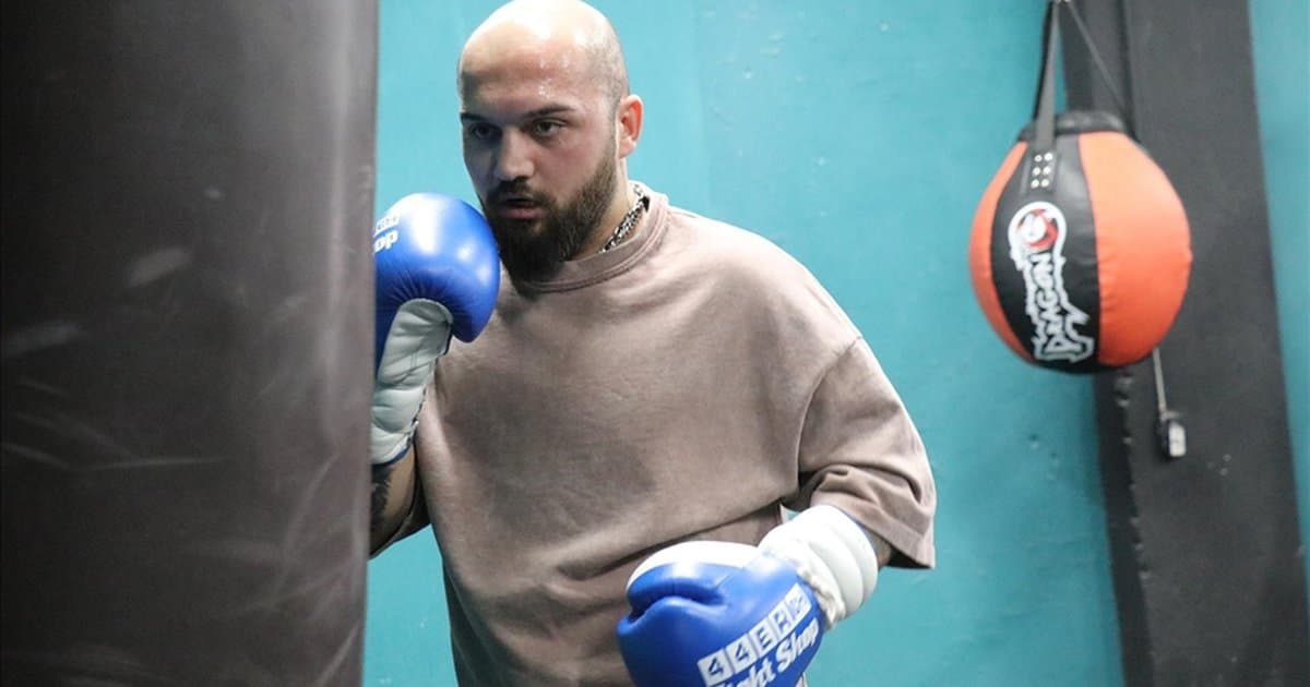 Trafik kazasından sonra ringlere geri döndü