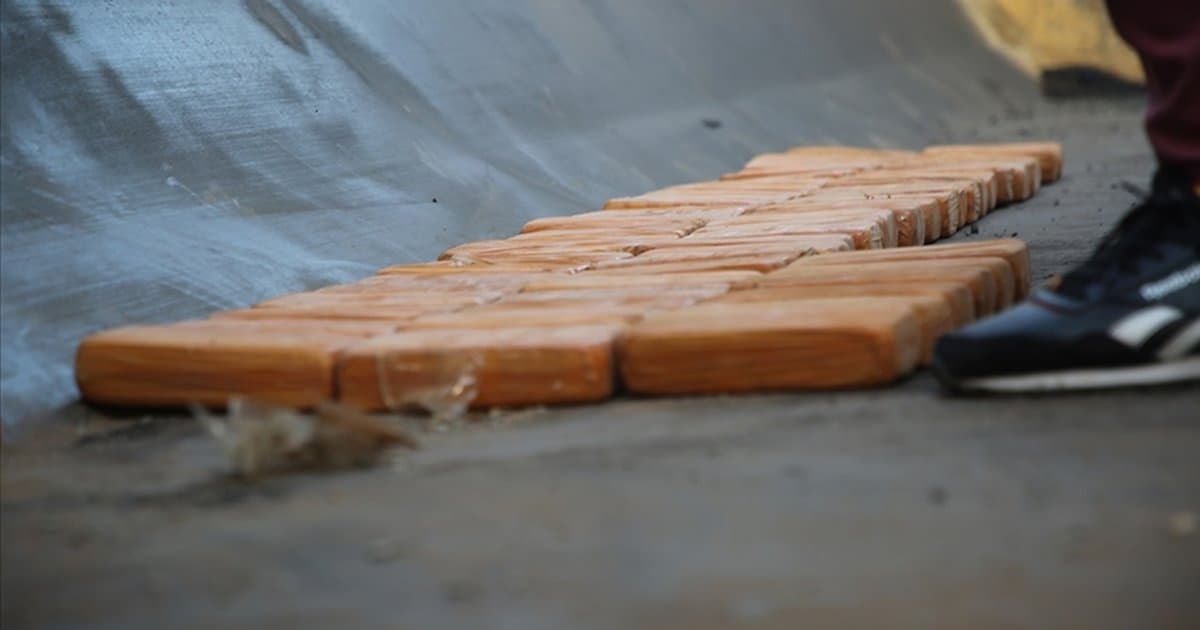 İstanbul'da 4 tıra operasyon: 527 kilo uyuşturucu ele geçirildi