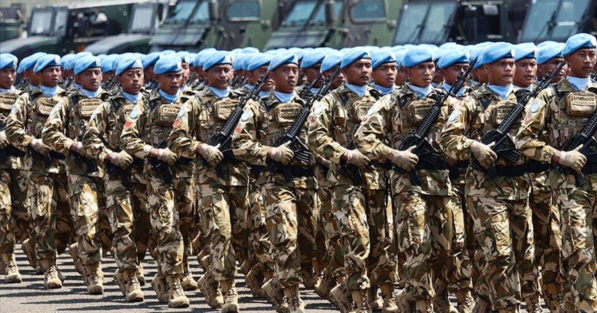 Endonezya Gazze'ye asker konuşlandırma planını askıya aldı