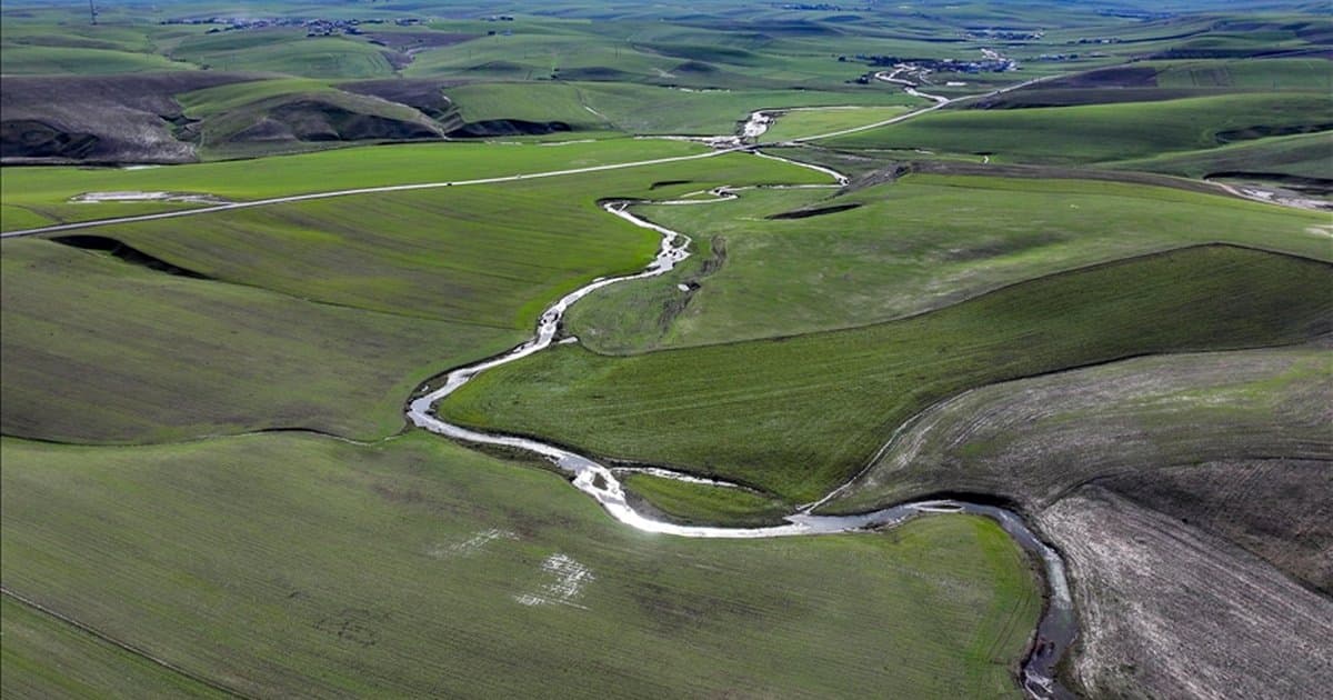 Doğu Anadolu'daki menderesler kar ve yağmurla canlandı
