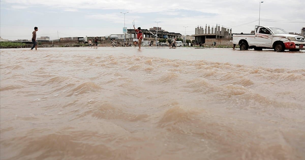 Yemen'de sel felaketi: 8 ölü, çok sayıda ev zarar gördü