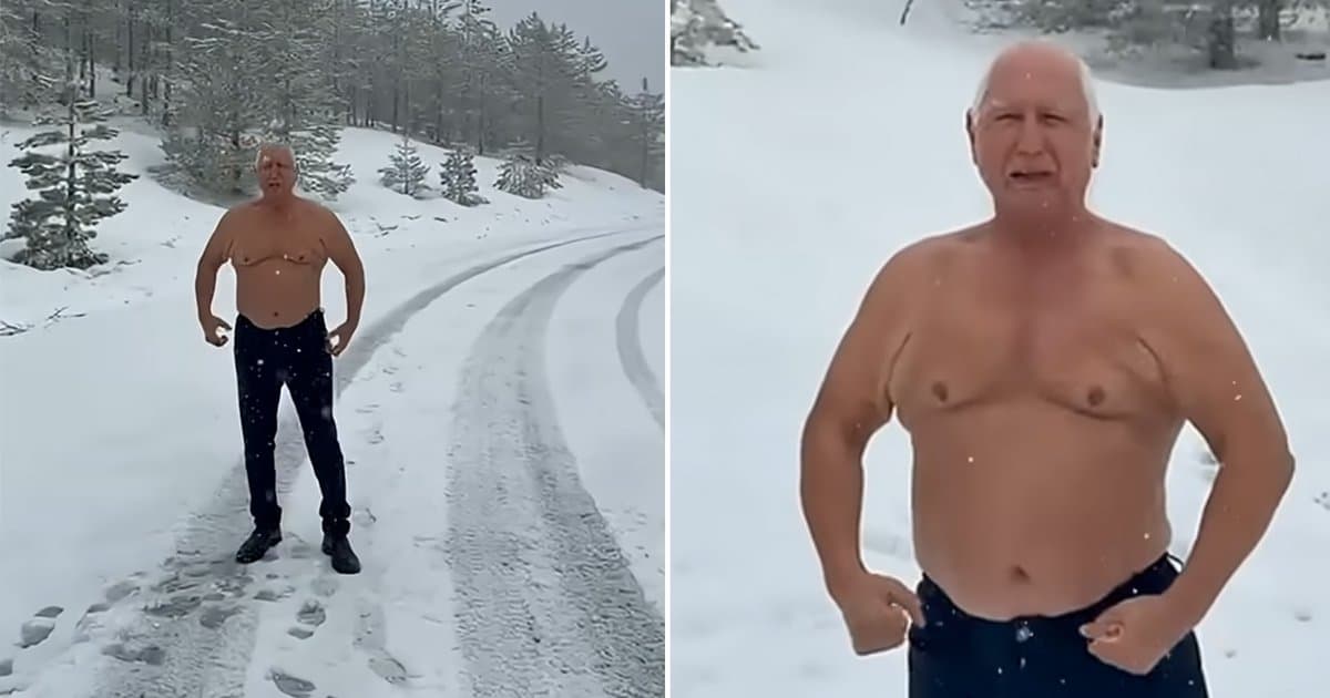 Deprem Profesörü Üşümezsoy'un Çıplak Yürüyüşü