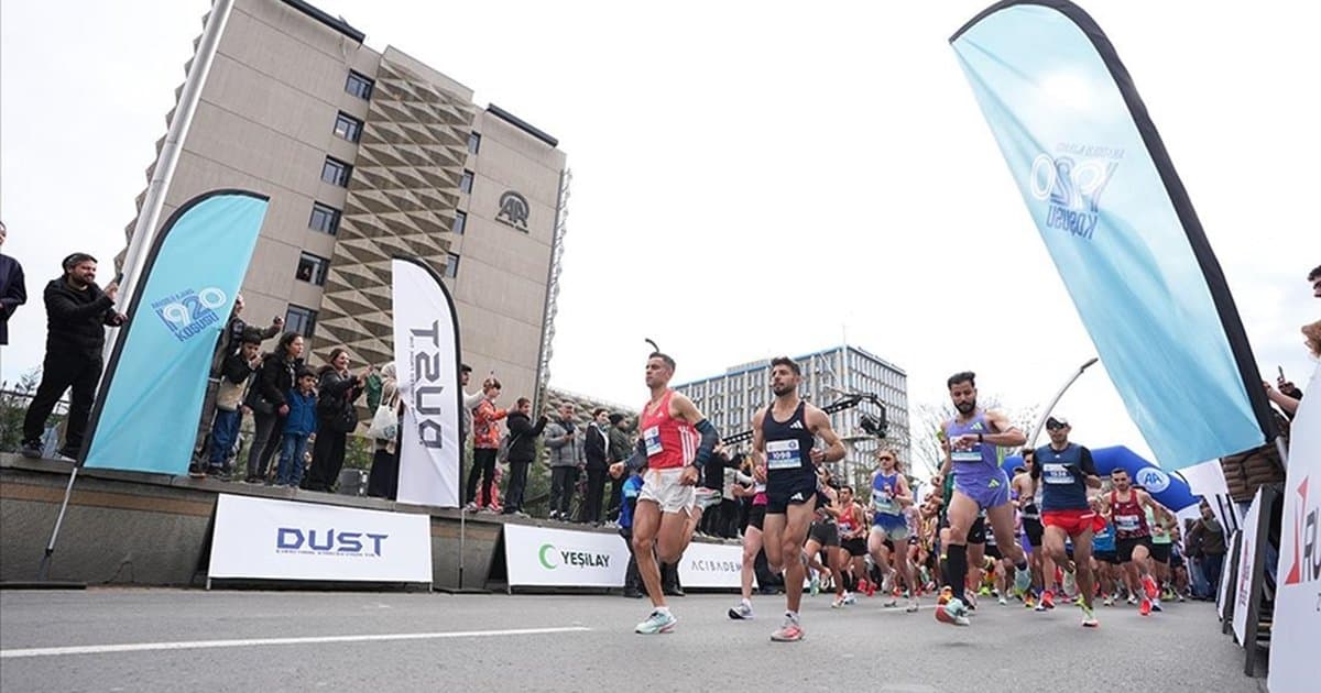 1920 Koşusu'nda İspanyol Adel Mechaal birinci oldu