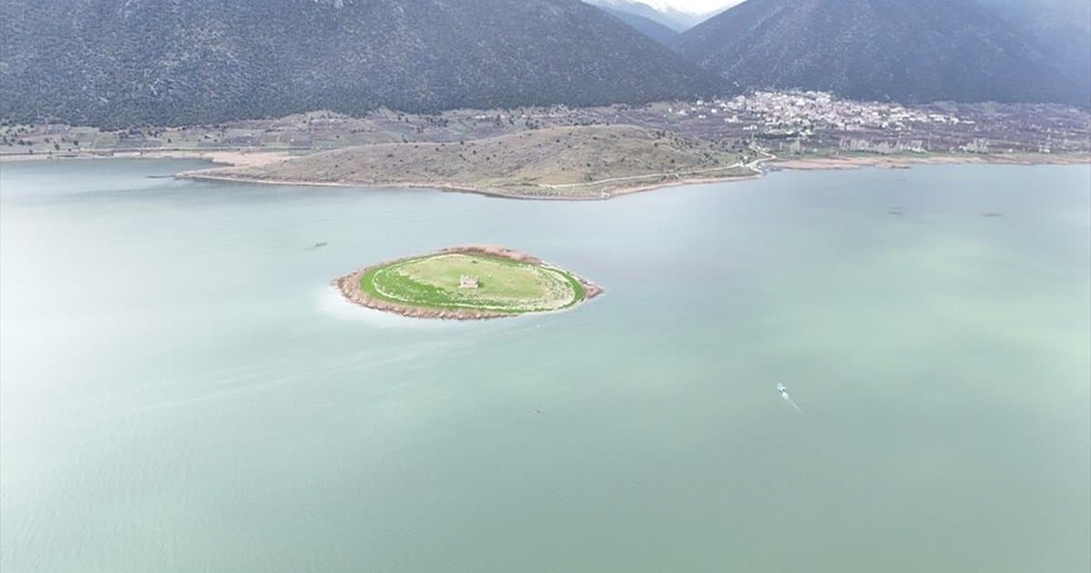 Mada Adası'nda yağışlar su seviyesini yükseltti