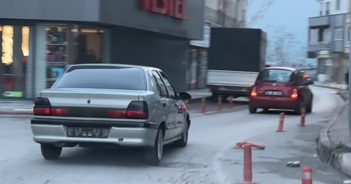 Alkollü Sürücü Kazayı Engellemek İstedi, Polis İzini Kesti