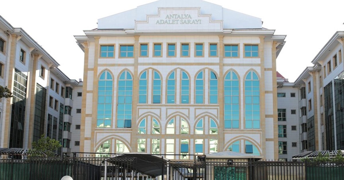 Antalya Büyükşehir Belediyesi soruşturmasında 2 tutuklama