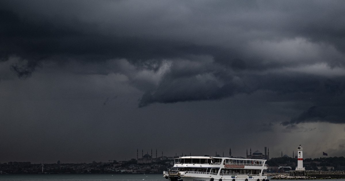 İstanbul'da sağanak uyarısı: Yıldırım ve su baskını tehlikesi